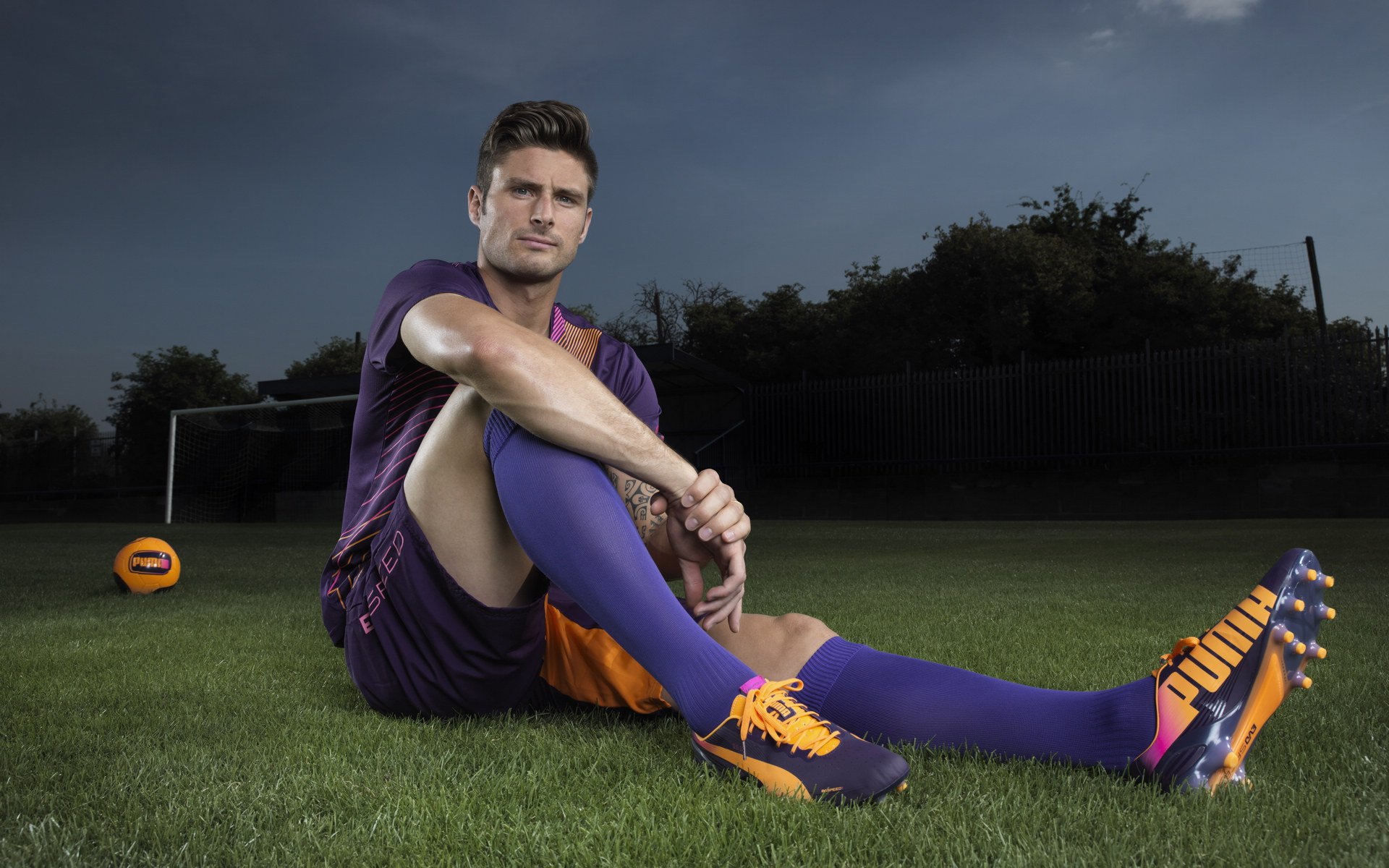 法网完胜ATP总决赛，阿尔卡拉斯点燃赛场，新一代王者的唯一性宣言